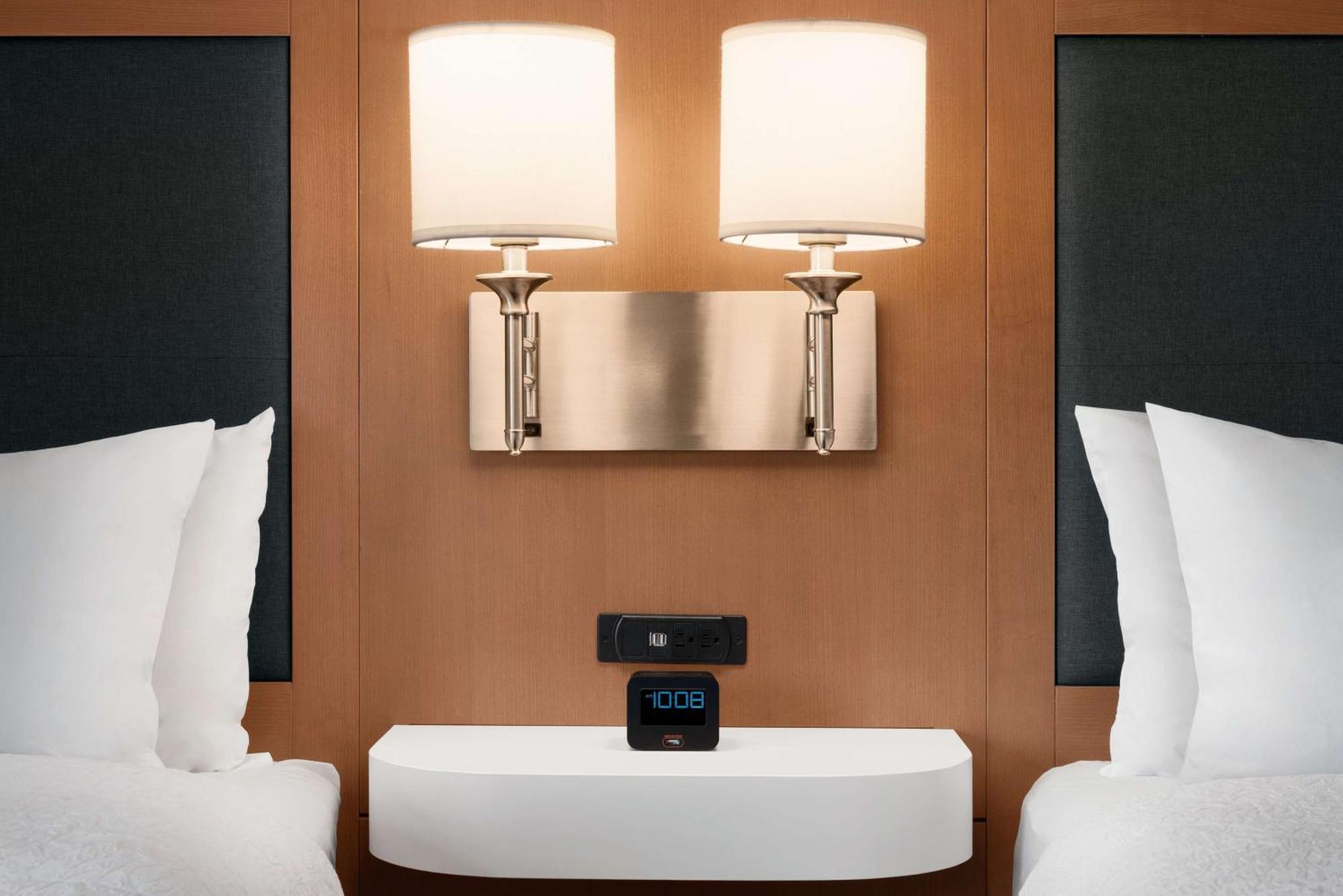 Hampton Hotel 3*