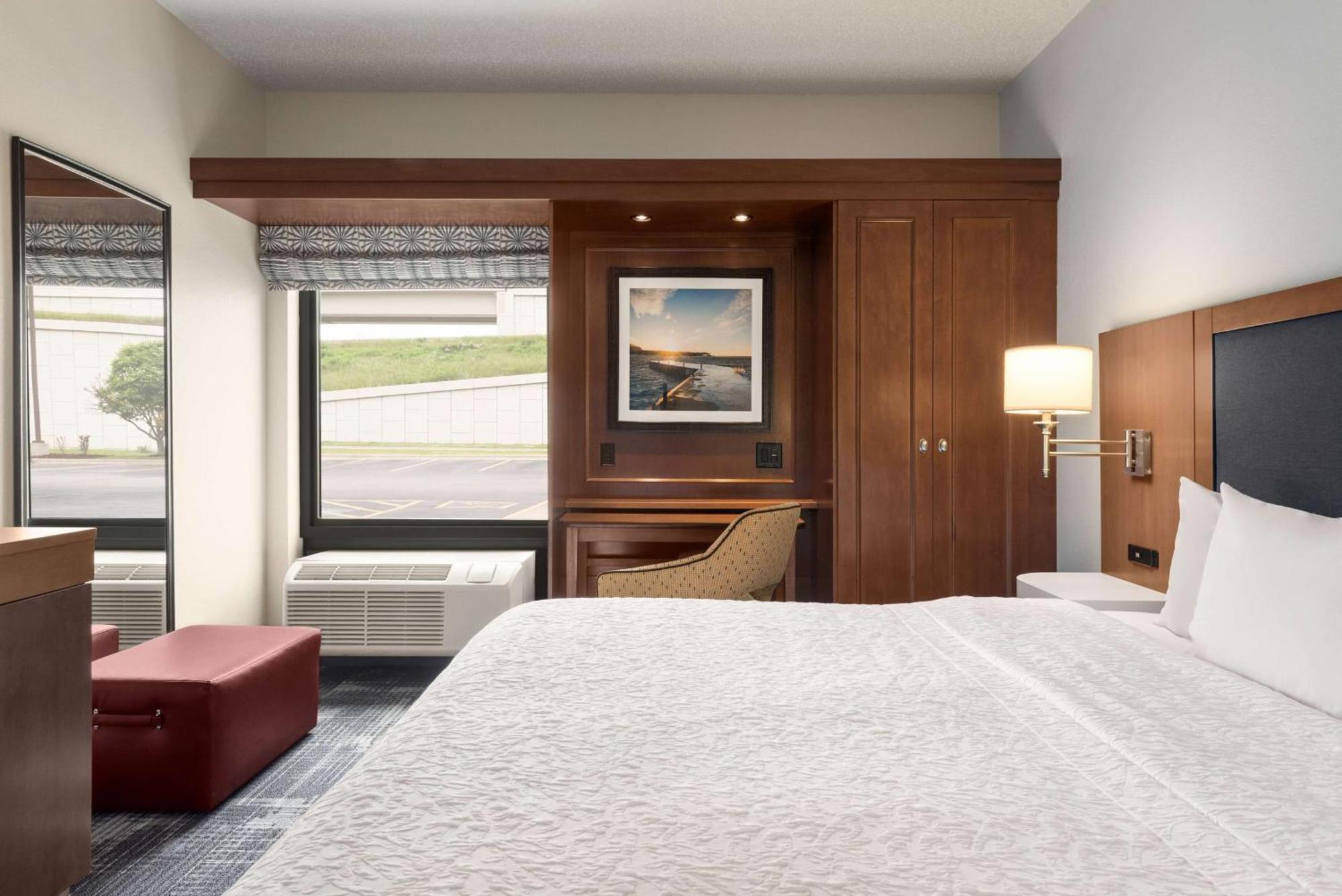 Hampton Hotel