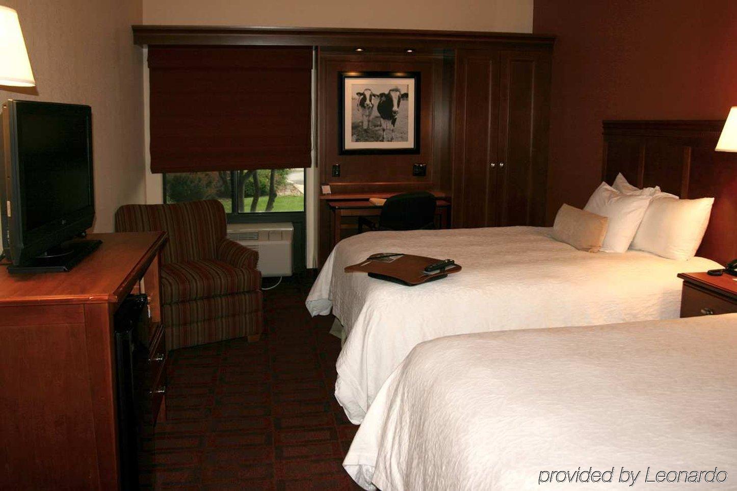 Hotel Hampton 3*