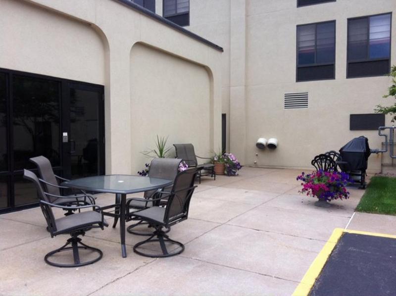 Hampton Hotel 3*