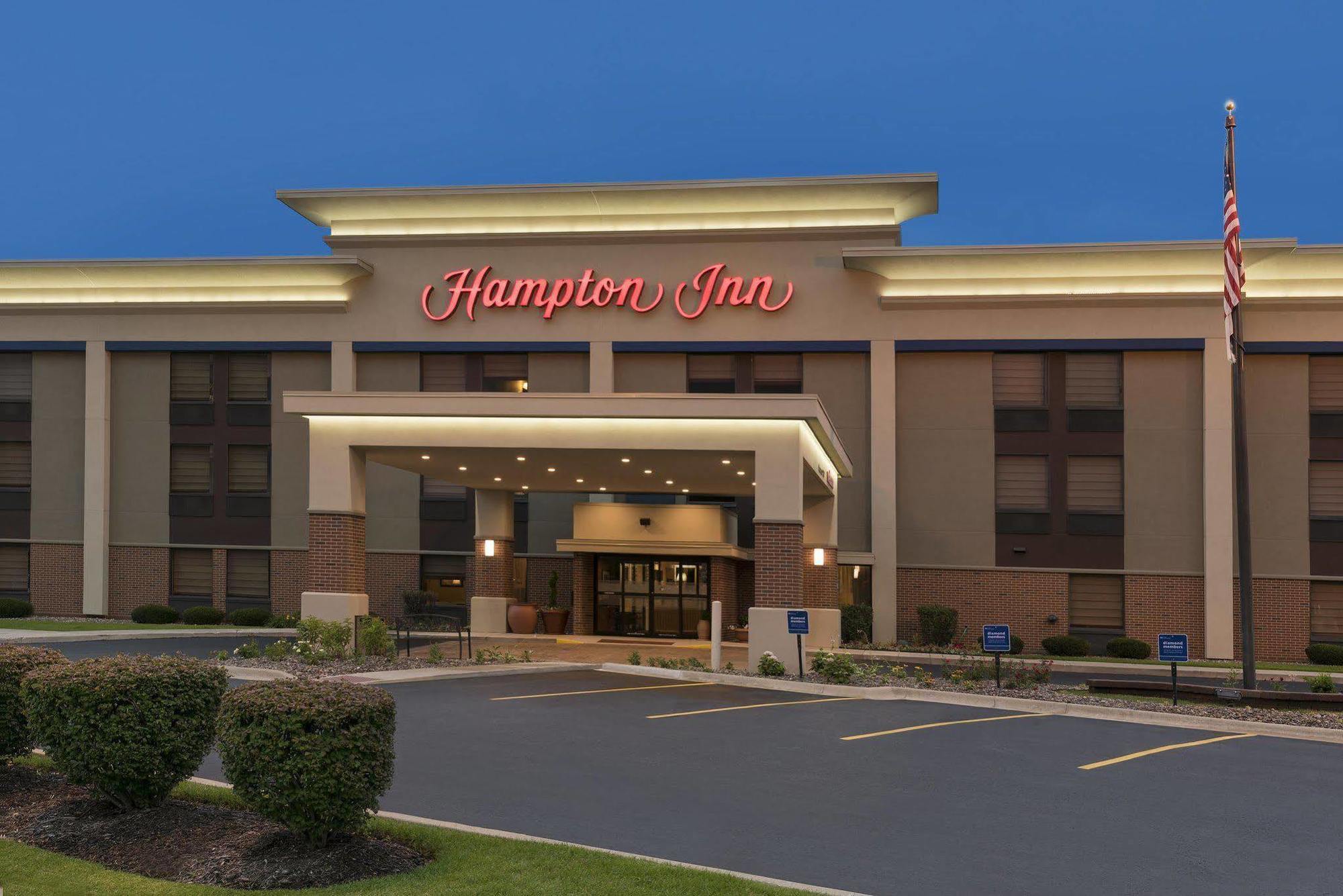 Hotel Hampton 3*